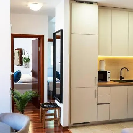 Mali Apartment Bol